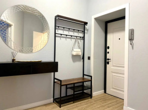 Апартаменты трехкомнатные рядом с набережной