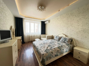 Royal Aurora Na Makhalina Apartments