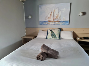 Rockhampton Court Motor Inn Hotel