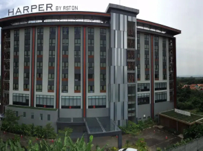 Harper Purwakarta Hotel