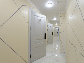 Отель Grand Aura