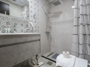 Apartments Elite Lux Holiday Homes - Jewelz Residences Studio in Arjan