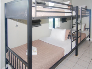 Хостел Sheridan