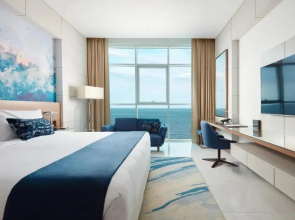 Курортный отель Royal M Al Aqah Beach Resort by Gewan