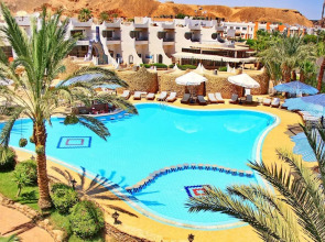 Turquoise Beach Hotel