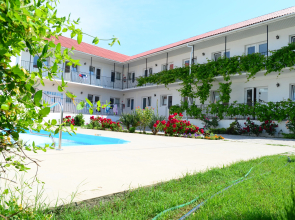 Dzhuliya Guest House