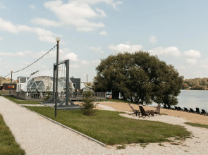 Scandi (Skandinaviya)