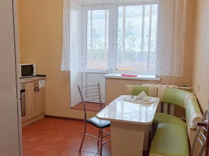 Апартаменты на Склизкого 116/1