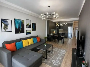 Roskoshnye Toktogula No.120 Apartments
