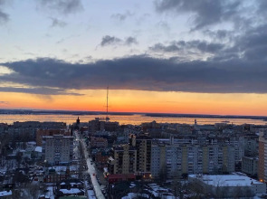 Апартаменты Желтая Студия с панорамным окном