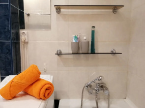 Апартаменты Студия с балконом 20 минут от центра