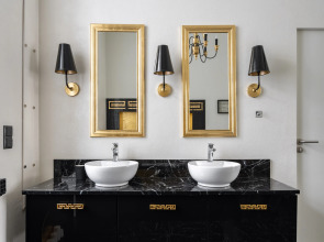 Квартира четырехкомнатная на Почтамтском