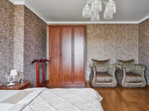 Apartamentyi Na Gazetnom Pereulke 1/12