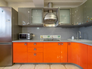 Квартира Просторная для 6х гостей с камином и видом на море