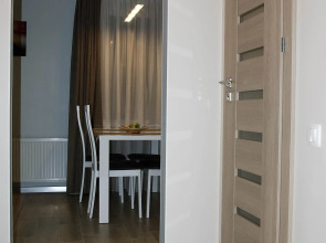 Апартаменты "Из Дома в Дом на Аптечной"