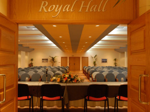 Отель Constantinou Bros Athena Royal Beach