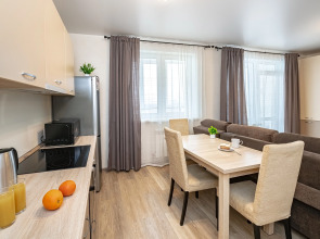 Апартаменты TopHouse на Можжевеловой 18, 103