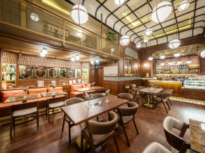 Momento Golden Horn Hotel