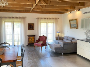 Derevyanniy Dom In France Private house