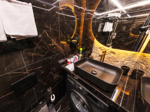 Апартаменты StudioV Batman