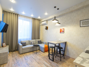 Апартаменты 2 Спальни и Маленькая Гостиная 10 минут от моря