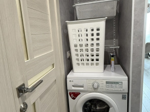 Квартира уютная напротив Театра оперы и балета