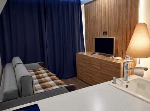 Апартаменты 10 минут до моря вид на набережную