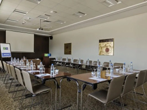 Holiday Inn Express | Dubai Internet City, an IHG Hotel