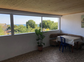 Жилое помещение на Революции 16