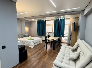 V Tsentre Dombaya Apartments