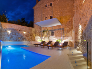Majestic Villa