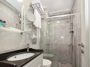 Albinas Hotel Old City