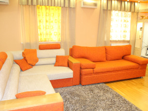 Апартаменты Веселая студия "Оранжевое настроение"
