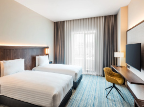 Отель Courtyard by Marriott Baku