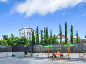 Квартира с бассейном на территории МореСолнцеАпарт