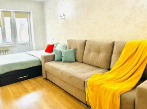 Studiya v samom tsentre s parkovkoy Flat