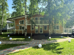 Pchely U Ozera PrivateHouse