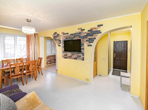 Апартаменты на Острякова 3