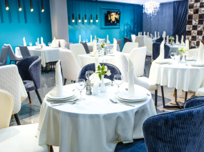 Отель Krokus Plaza