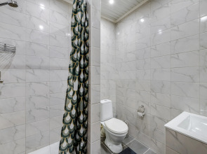 на Ермолаева