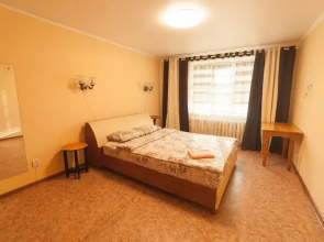 Квартира трехкомнатная на Ленина 12а
