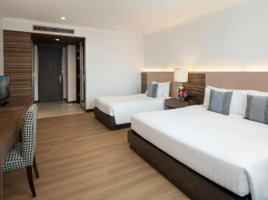 Отель The Berkeley Hotel Pratunam