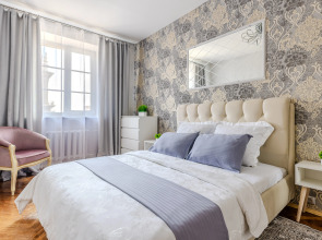 Квартира Трехкомнатная на Проспекте Независимости 23