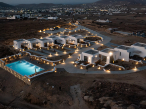 Thronos Suites Hotel