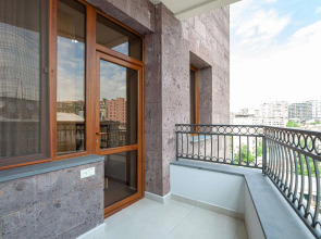 Апартаменты on Mashtots avenue 33/1-51