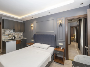 Отель Comfort Suites