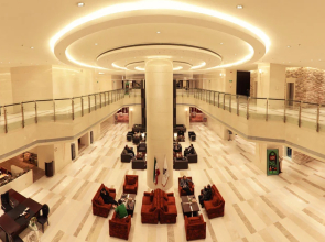 Azadi Hotel
