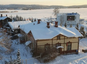 Апартаменты Таунхаус с сауной в центре у набережной