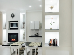 Апартаменты на Яна Грунта 1