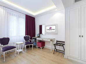 Albinas Hotel Old City